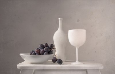 Uva e vino in stile minimalista da Margareth Perfoncio