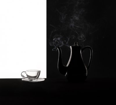 Il contrasto del caffè appena preparato da Margareth Perfoncio