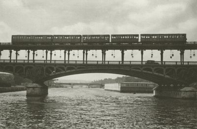 Parigi: Pont de Passy da Mario Bucovich