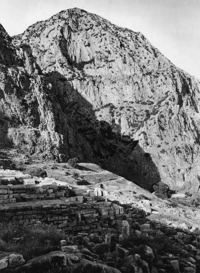 Delfi e le Phaedriades sul Monte Parnaso, Grecia, 1937 da Martin Hurlimann