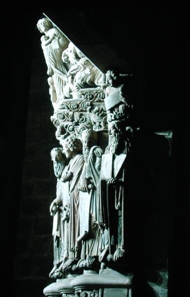 Dettaglio del Portico de la Gloria con i profeti dell