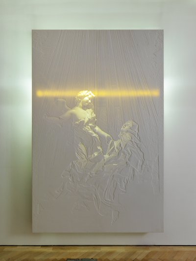Superveillance, 2010 (Corian, acrilico, acciaio, luci, circuiti elettrici) da Mat Collishaw