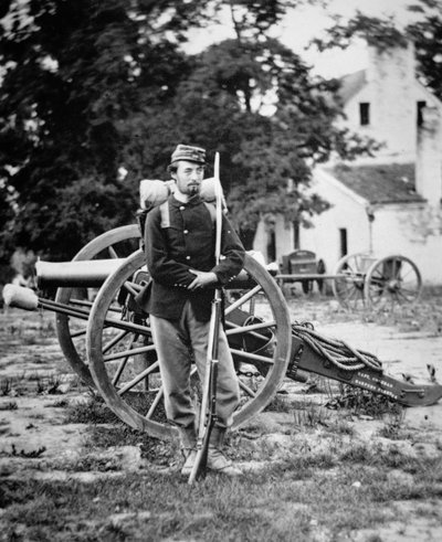 Privato D.W.C. Arnold, Esercito dell
