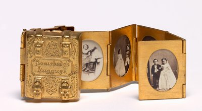 Qualcuno bagagli Miniatura Album di nozze di Tom Thumb e Lavinia Warren, c. 1863 da Mathew B. Brady