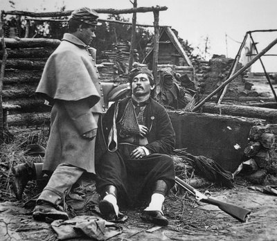 Soldato ferito di un reggimento di Zouave federale, c.1865 da Mathew Brady