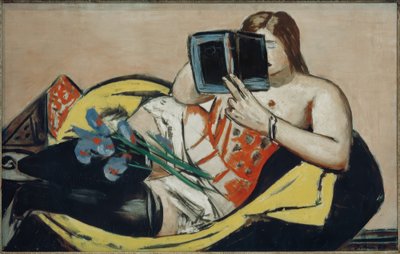 Donna sdraiata con libro e iris da Max Beckmann