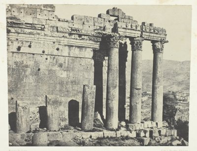 Baalbeck (Eliopoli), Tempio di Giove, facciata occidentale; Siria da Maxime Du Camp