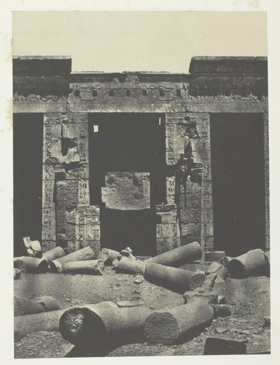 Médinet-Habou, Parte Orientale del Peristilio del Palazzo di Ramses-Méiamoun; Tebe da Maxime Du Camp