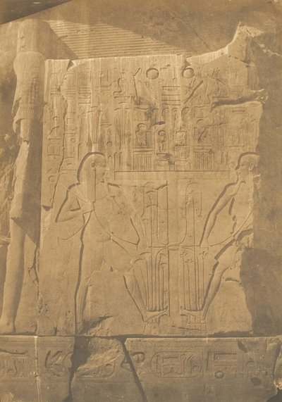 Assedio del colosso monolitico di Amenofi III, a Tebe, Dettagli delle sculture, 1849-50 da Maxime Du Camp