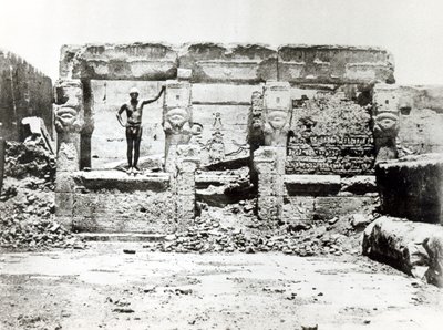 Tempio di Hathor a Dendarah, 28 maggio 1850 da Maxime Du Camp