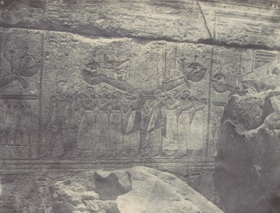 Tebe. Palazzo di Karnak. Sculture esterne del Santuario di granito, 1850 da Maxime Du Camp