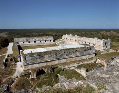Vista del Quadrilatero delle Monache, IX-X secolo da Mayan