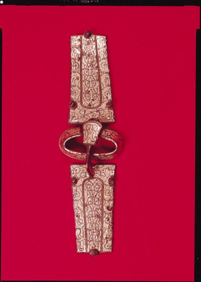 Fibbia della cintura, dal cimitero di Escolives-Sainte-Camille, Yonne da Merovingian