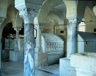 Arte merovingia: vista della cripta dell
