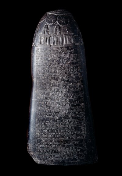 Mesopotamia: kudurru in calcare nero del re Marduk sapik zari (stele usata come supporto per donazioni di terre fatte dai sovrani cassiti di Babilonia a membri della famiglia o alti dignitari) da Mesopotamian Mesopotamian