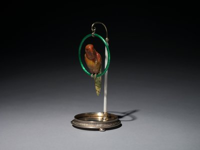 Pappagallo su un trespolo, ditta di Peter Carl Fabergé da Michael Evlampievich Perkhin
