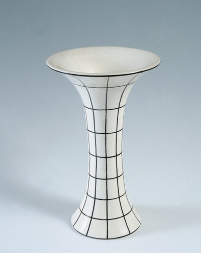 Primo piano di un vaso, Vienna, Austria da Michael Powolny