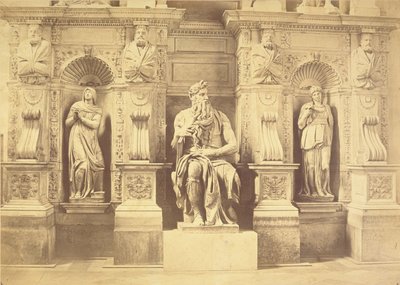 Tomba di Papa Giulio II (1453-1513) dettaglio di Mosè affiancato da Lia e Rachele da Michelangelo Buonarroti
