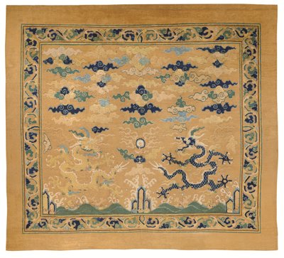 Un raro e magnifico tappeto da trono imperiale a forma di "drago". da Ming Dynasty Chinese School