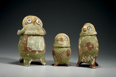 Tre vasi effigiati policromi Mixtec, c.900-1200 da Mixtec