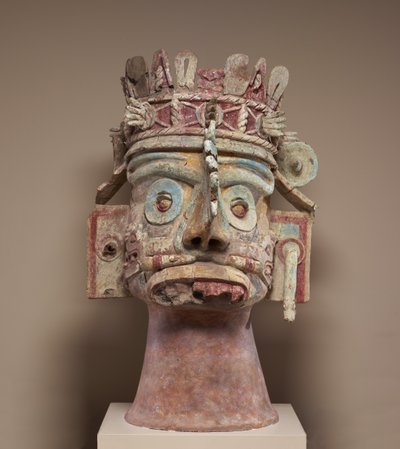 Testa del dio della pioggia Tlaloc da Mixtec Mixtec