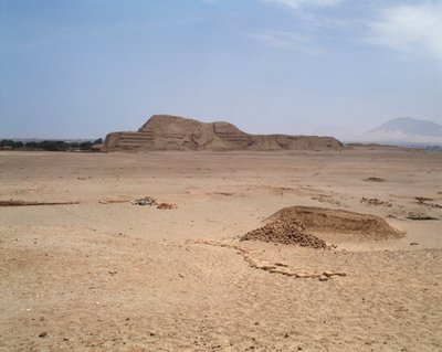 Vista del tempio di mattoni Mochican da Moche Moche