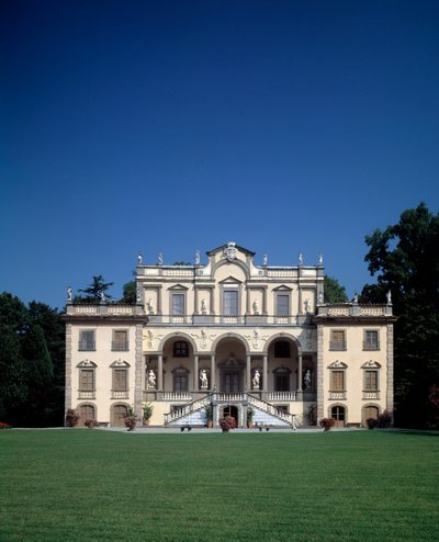 Facciata di Villa Mansi da Muzio (circle of) Oddi