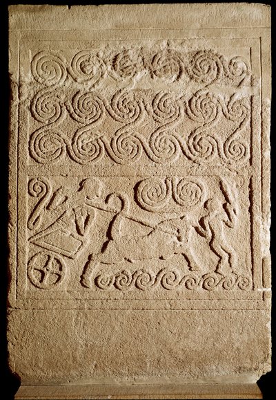 Arte micenea: stele funeraria in calcare con rappresentazione di una battaglia da Micene. XVI secolo a.C. Atene, Museo Archeologico Nazionale da Mycenaean