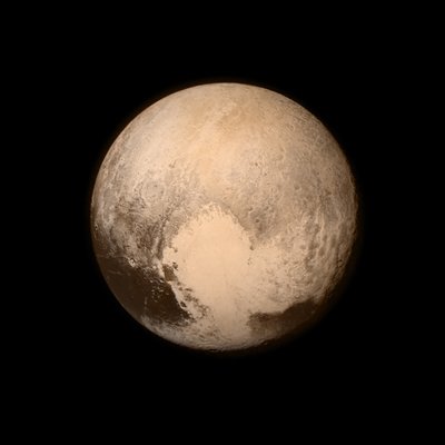 Plutone visto dalla sonda New Horizons da NASA Images