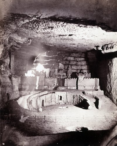 Le catacombe di Parigi, veduta di una scultura architettonica di Port Saint Philippe da Nadar