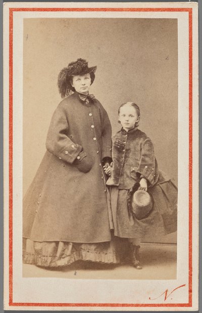 Ritratto di Jadwiga Garczyńska, nata Pruszak (1834-1917), con la figlia da Nadar
