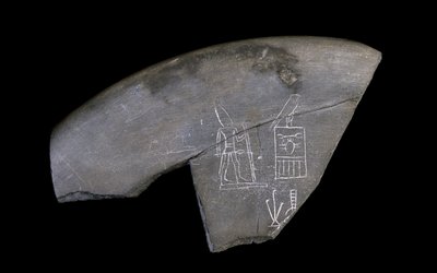 Frammento di ciotola di pietra iscritta, c.3285 a.C. da Naqada I Period Egyptian