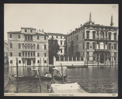 Esterno di un palazzo a Venezia da Neue Photographische Gesellschaft