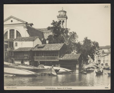 Veduta del cantiere delle gondole allo Squero di San Trovaso a Venezia da Neue Photographische Gesellschaft