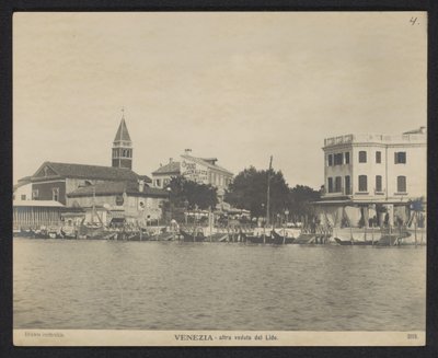 Vista sul molo del Lido da Neue Photographische Gesellschaft