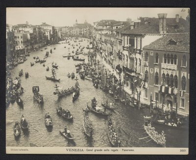 Gondole sul Canal Grande a Venezia da Neue Photographische Gesellschaft