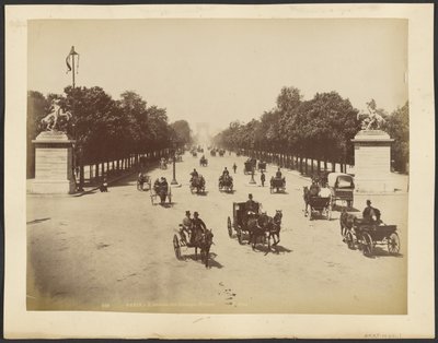 Parigi: Viale degli Champs-Elysées da Neurdein freres