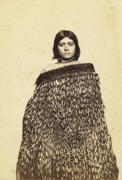 Mina Makata, mezzosangue Maori, c.1865 da New Zealander Photographer