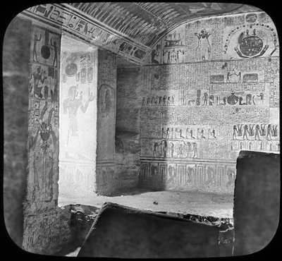 Sarcofago e camera funeraria di Ramesse VI, Valle dei Re, Egitto, c. 1890 da Newton and Co