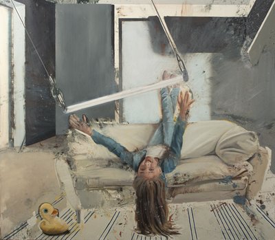 Ragazza con trapezio da Nicola Pucci