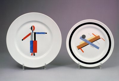 Piastre suprematiste da Nikolaj Mihailovic Suetin