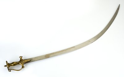 Sciabola Talwar con impugnatura indo-musulmana di tipo Panjabi, lama probabilmente del XVIII secolo, impugnatura del XIX secolo da North Indian School