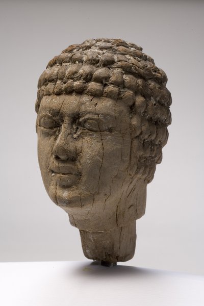 Testa di un uomo (legno) da Old Kingdom Egyptian