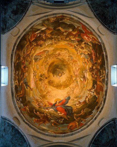 Vista interna della cupola. Affresco raffigurante l