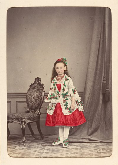 Album di Famiglia Follett di Bambini in Costume per un Ballo in Maschera, ca. 1880 da Owen Angel