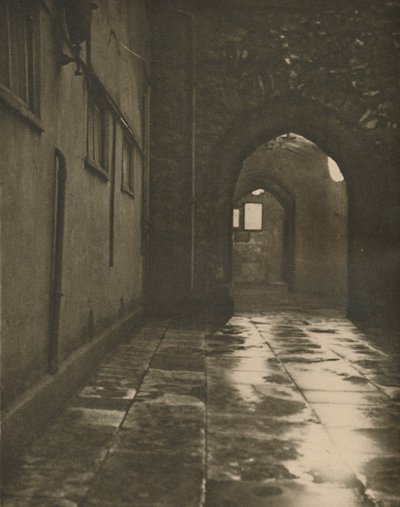 Arco verso la Corte degli Abati all