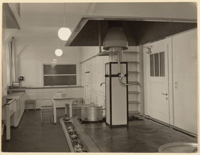 [Cucina vuota] da Paul Wolff