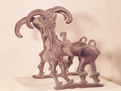 Mordenti decorati con due stambecchi da Period Neo Elamite