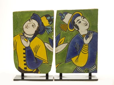 Piastrelle frammentarie con decorazione figurativa da Persian School