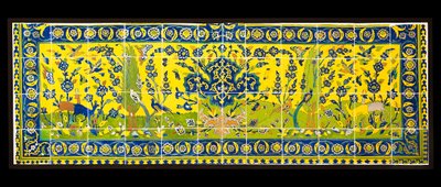 Piastrelle raffiguranti una scena naturale, da Isfahan, Iran, probabilmente XVII secolo da Persian School